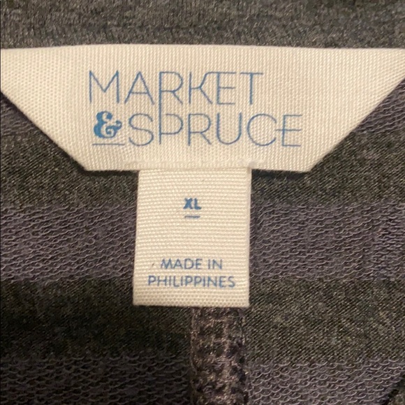 Blouse - Picture 2 of 2